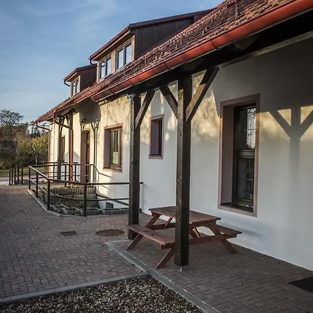 Pernstejnuv Statek Guest house Divci Kopy