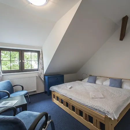 Pernstejnuv Statek Guest house Divci Kopy