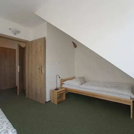 Pernstejnuv Statek 3*