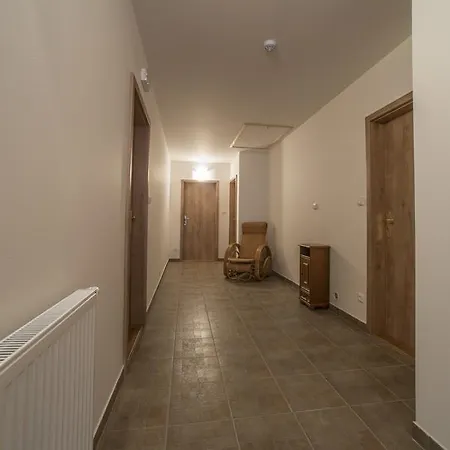 Pernstejnuv Statek 3* Divci Kopy